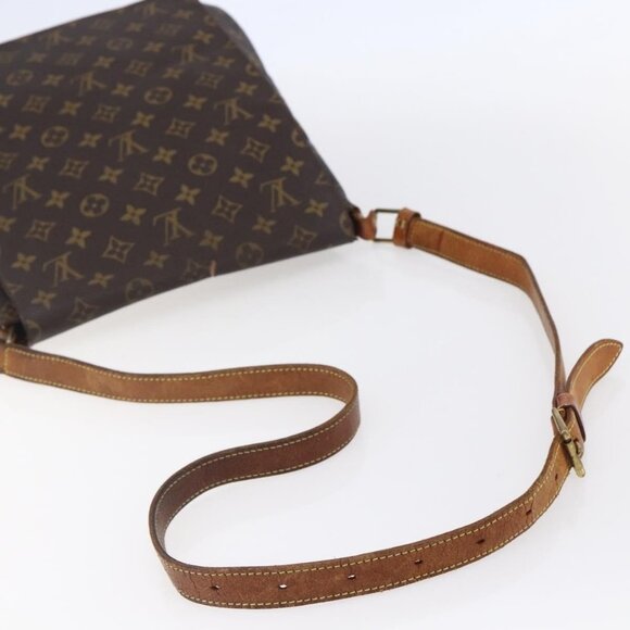 Authentic LOUIS VUITTON Monogram Musette Shoulder Bag M51256 LV - Picture 15 of 16